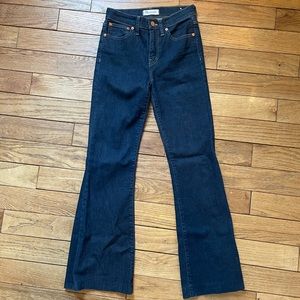 Madewell Flea Market Flare Dark Wash